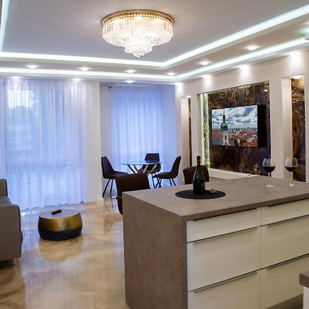 Dream Apartman 2 With Free Parking Győr Extérieur photo