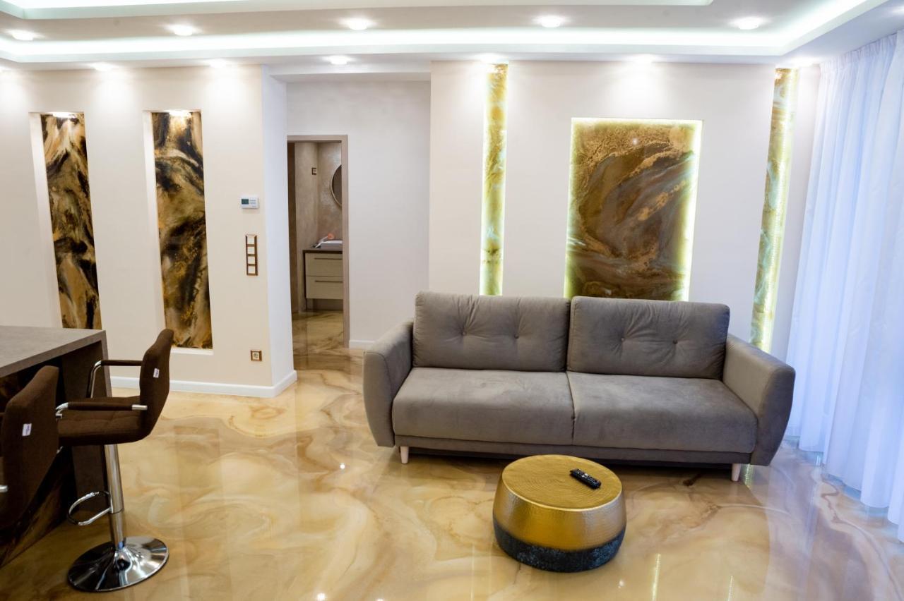 Dream Apartman 2 With Free Parking Győr Extérieur photo