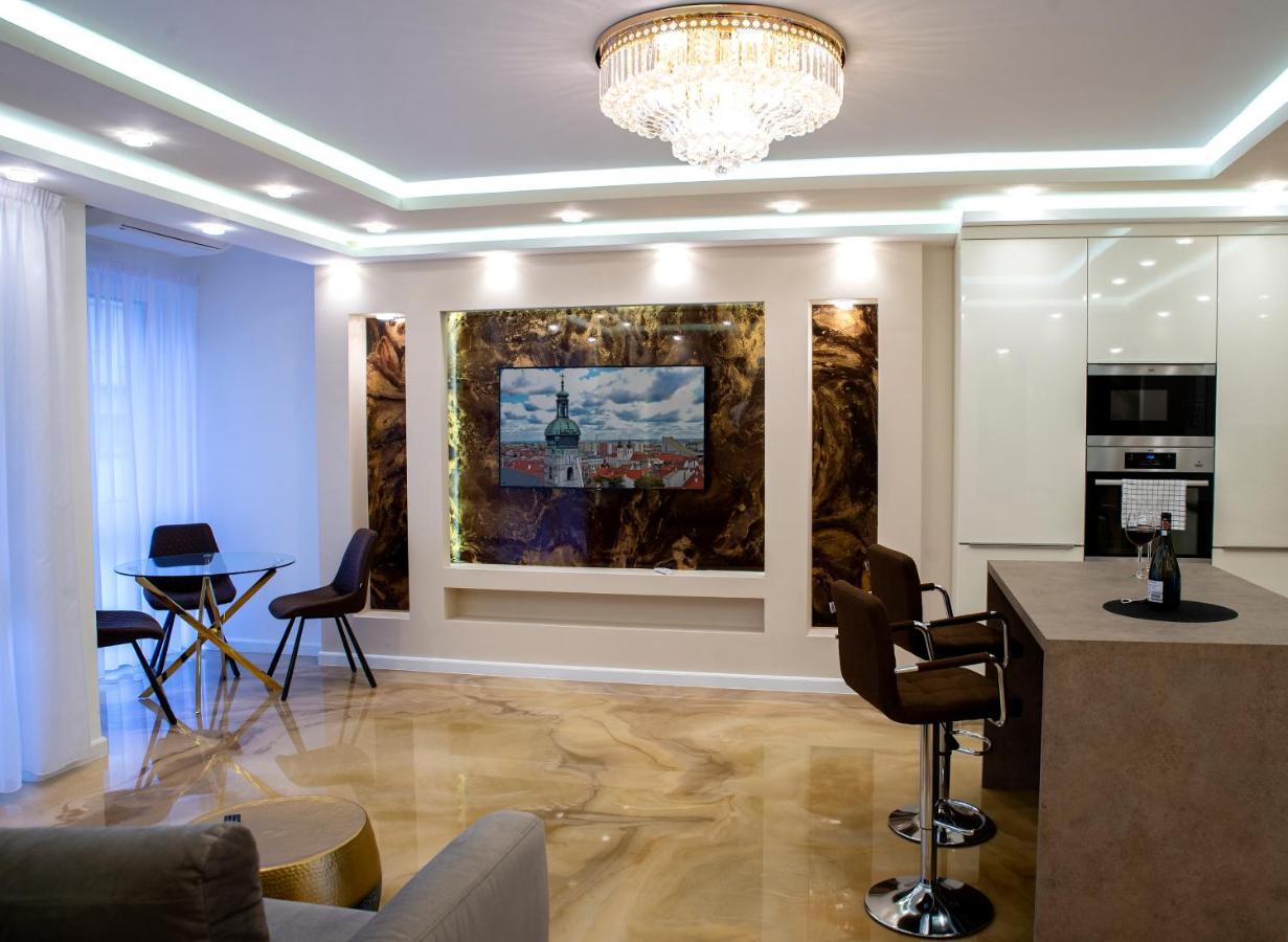Dream Apartman 2 With Free Parking Győr Extérieur photo